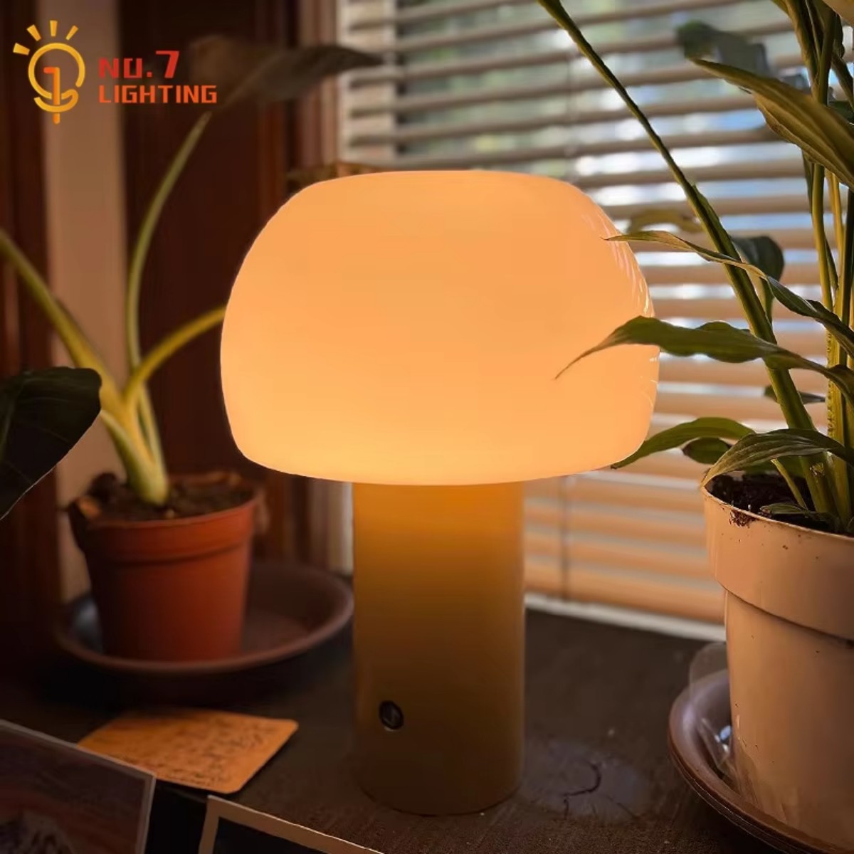 Mushroom Table Lamp - Nordische wiederaufladbare Pilzlampe, batteriebetriebenes LED-Nachtlicht, tragbare