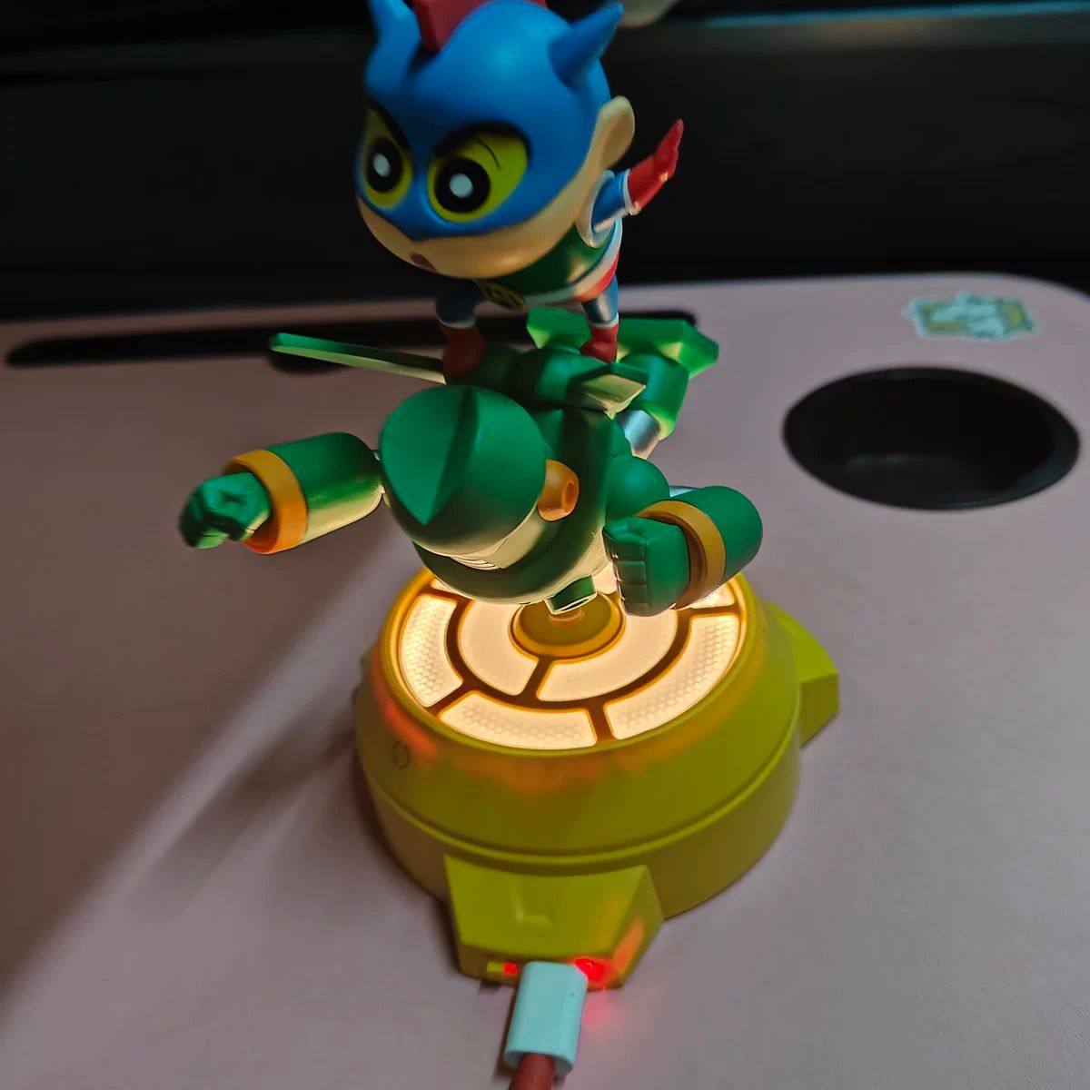 Echte rotierende Crayon-Shin-N – Decor Lighting & Decor Fires Photos Bewertung und Preis