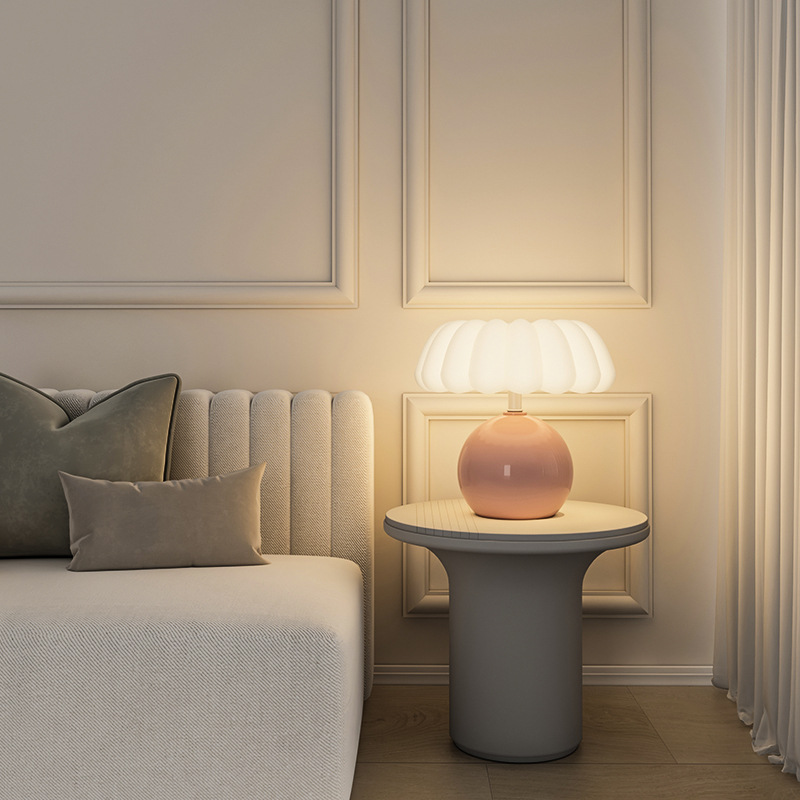Cremefarbene Nachttischlampe i – Mushroom Table Lamp Bewertung und Preis
