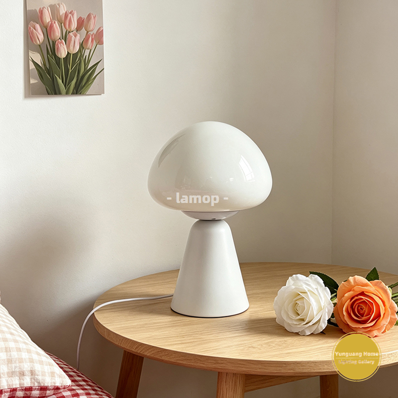 Handgeblasene Murano-Pilz-Boge – Mushroom Table Lamp Bewertung und Preis